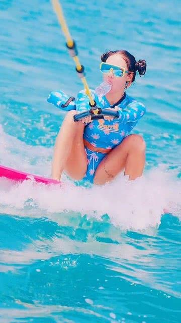 怎么快速美白牙齿??游戏画面